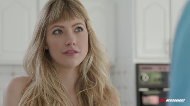 Превью Заставила паренька вылизать свою киску перед жестким соитием № 35141