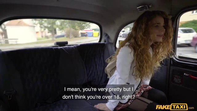 Превью Водитель увидел, что она мастурбирует на заднем сидении и решил ее трахнуть № 35451