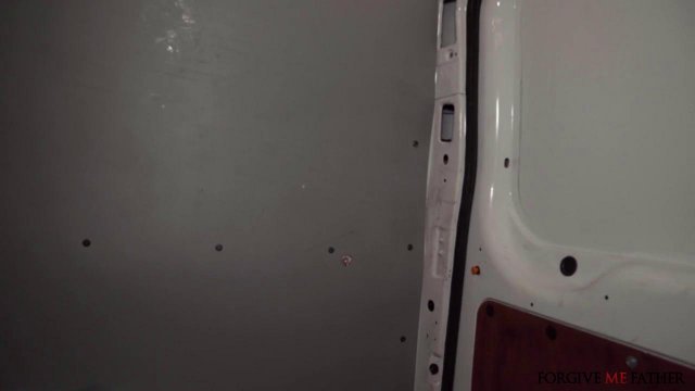 Развратница сделала незнакомцу отличный минет и в пилотку дала