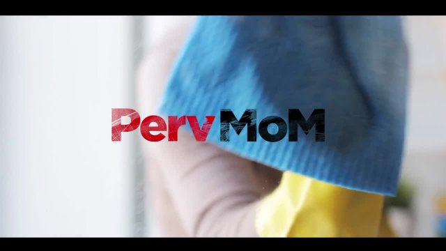 Превью Пока родителей нет дома сестра пригласила подругу для секса втроём № 44698